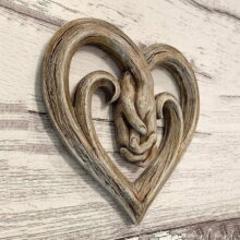 Wooden Heart Holding Hands Wall Decor Sculpture Wall Art Handshake Pendant Craft Statue Office Wall